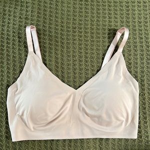 True and co wireless bra in nude
